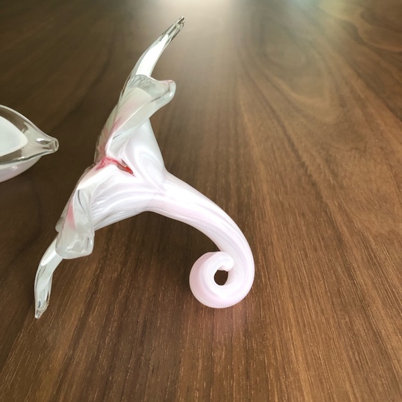 2 Decorative  Flowers - Picture 3 of 9